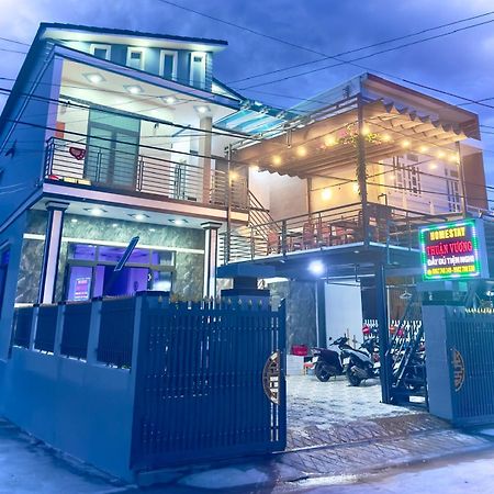 Thuan Vuong Homestay หวินห์ฮี ภายนอก รูปภาพ